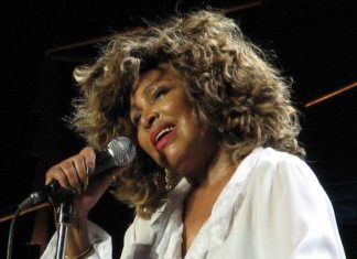 Tina Turner w 2009 roku