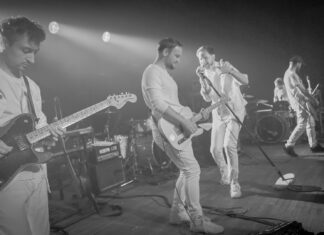 Nowy singiel Modern Lies