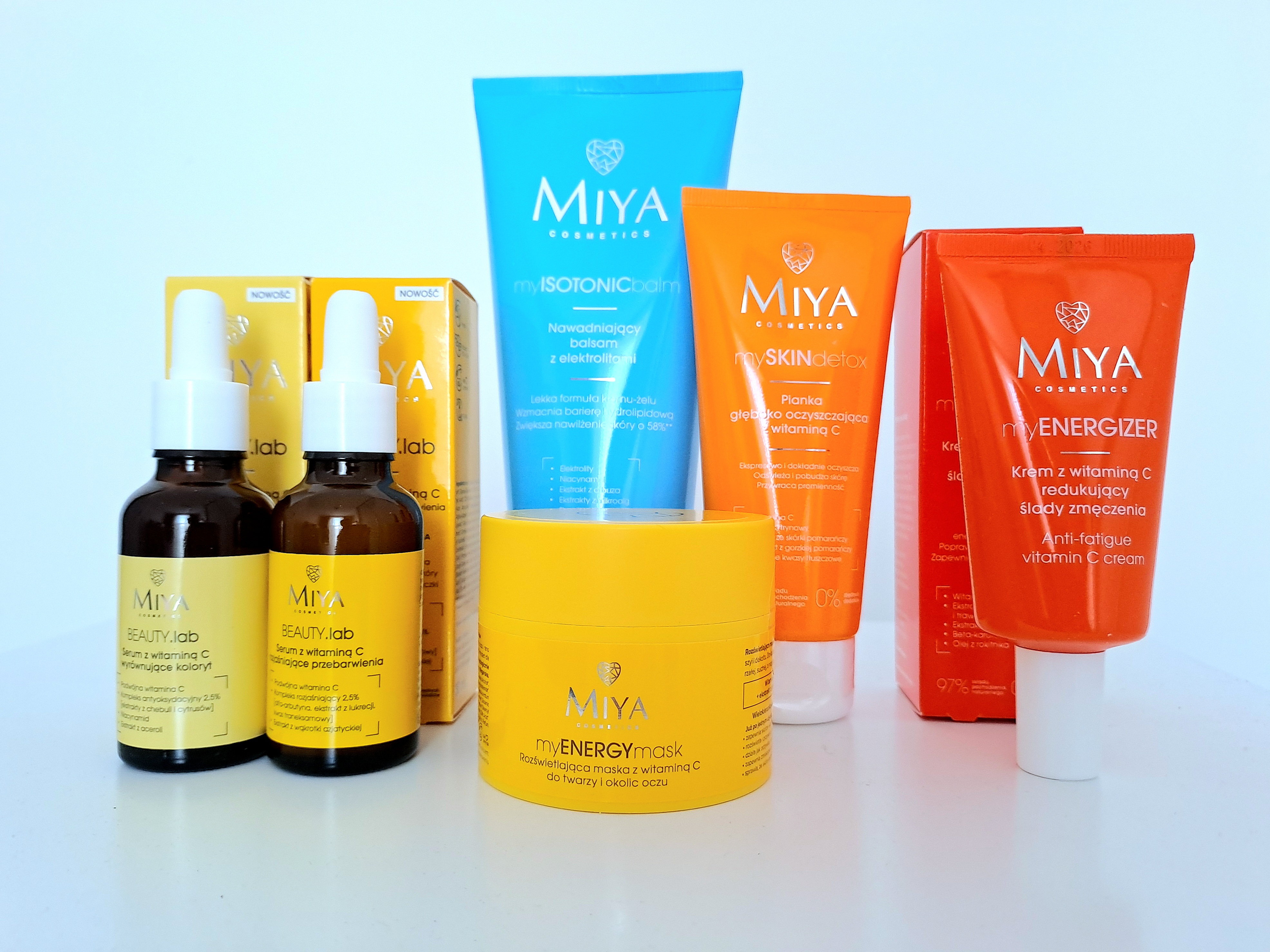 Piękny i młody wygląd z nowymi kosmetykami MIYA z witaminą C!
