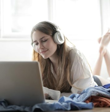 Telewizja internetowa a nawyki medialne młodych odbiorców
