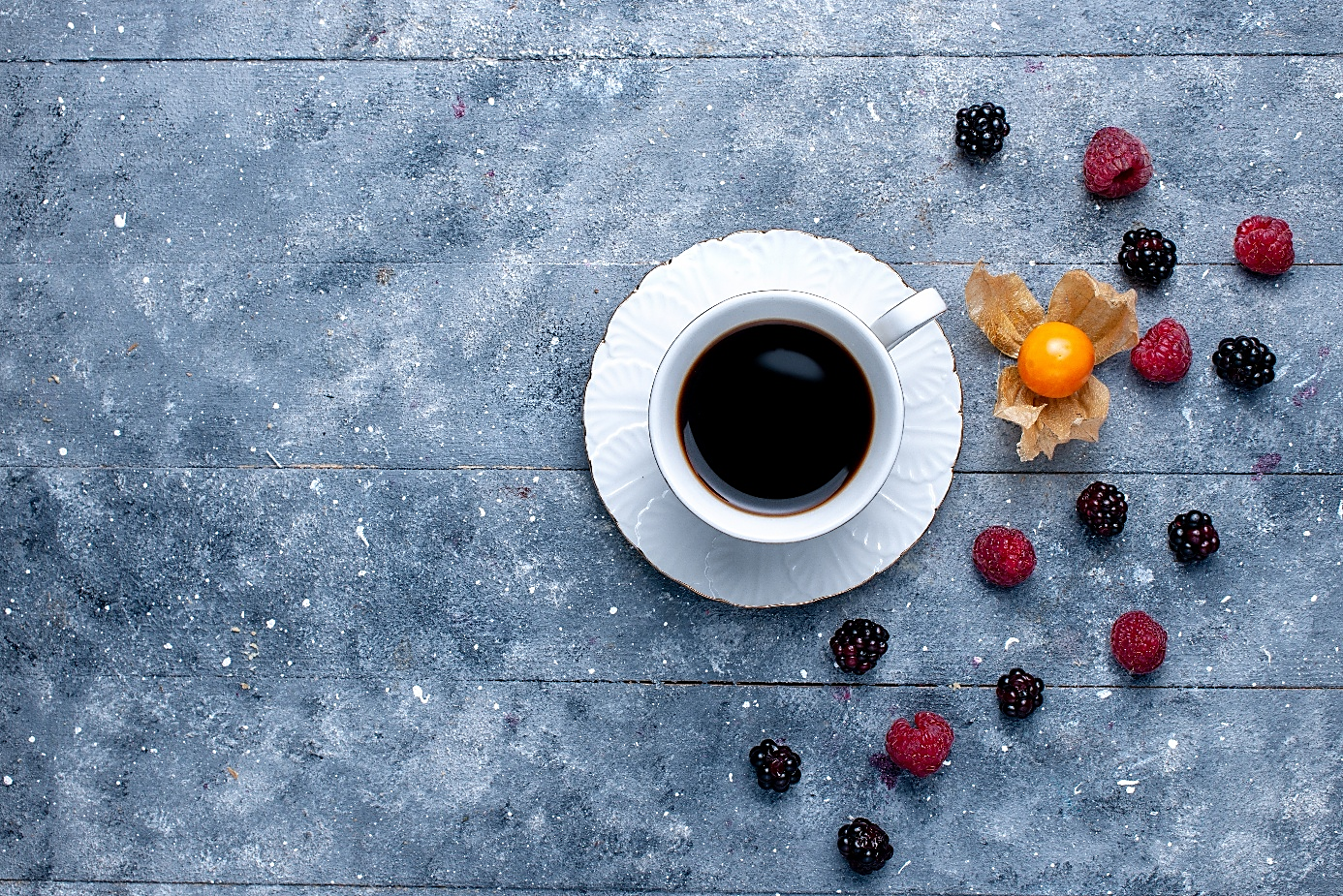 Czy kawa może mieć owocowy posmak? Przewodnik po profilach smakowych