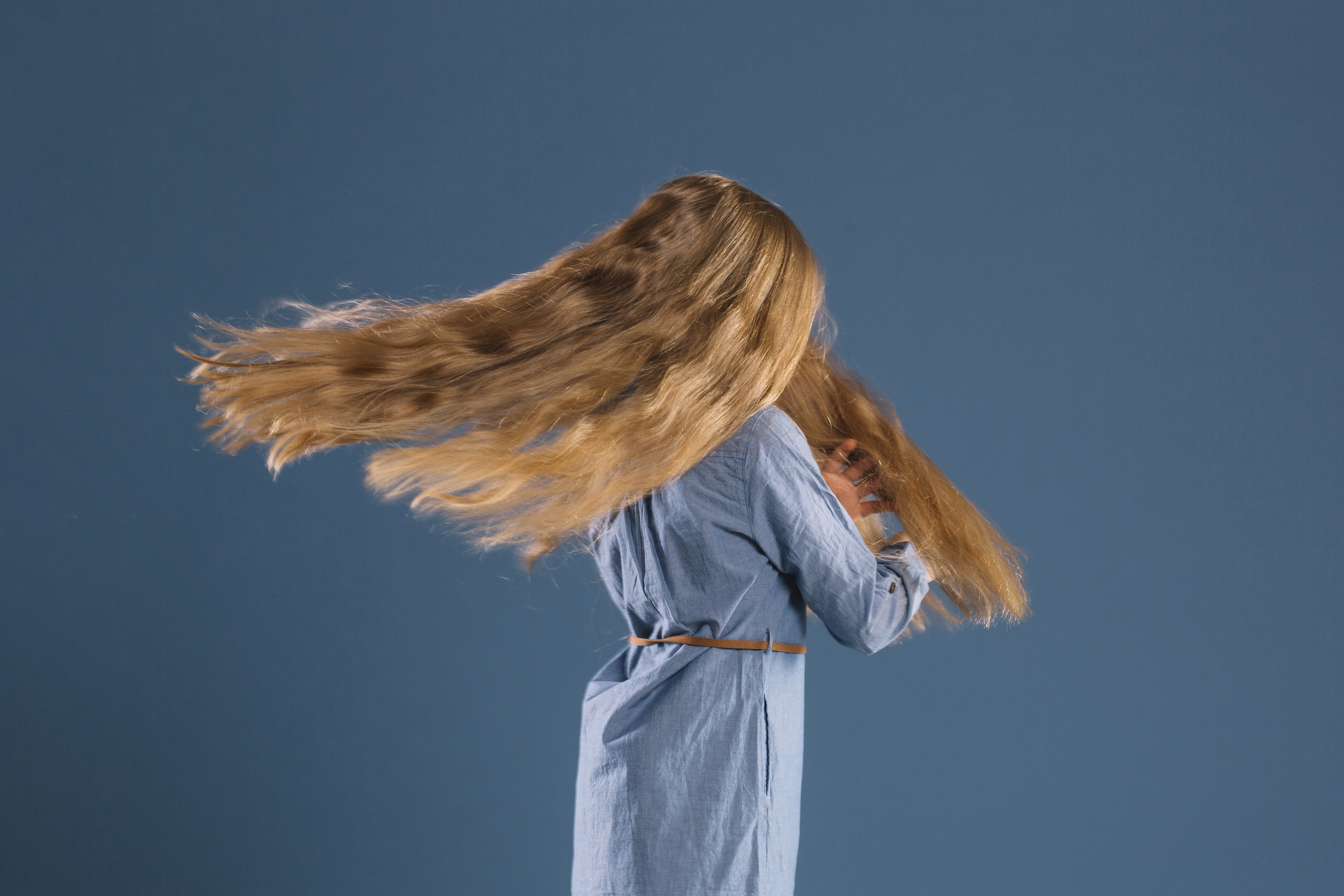 Najlepsze sposoby na przyspieszenie porostu włosów