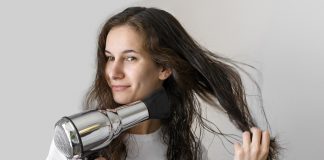 włosy elektryzujące się