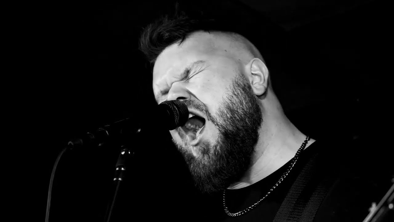 Mudslinger powrócili z nowym singlem – “Bleed”!