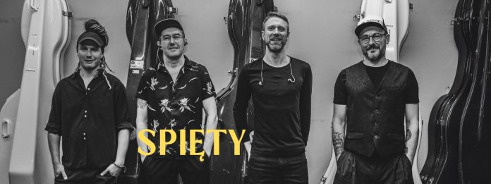 Spięty wyrusza w trasę