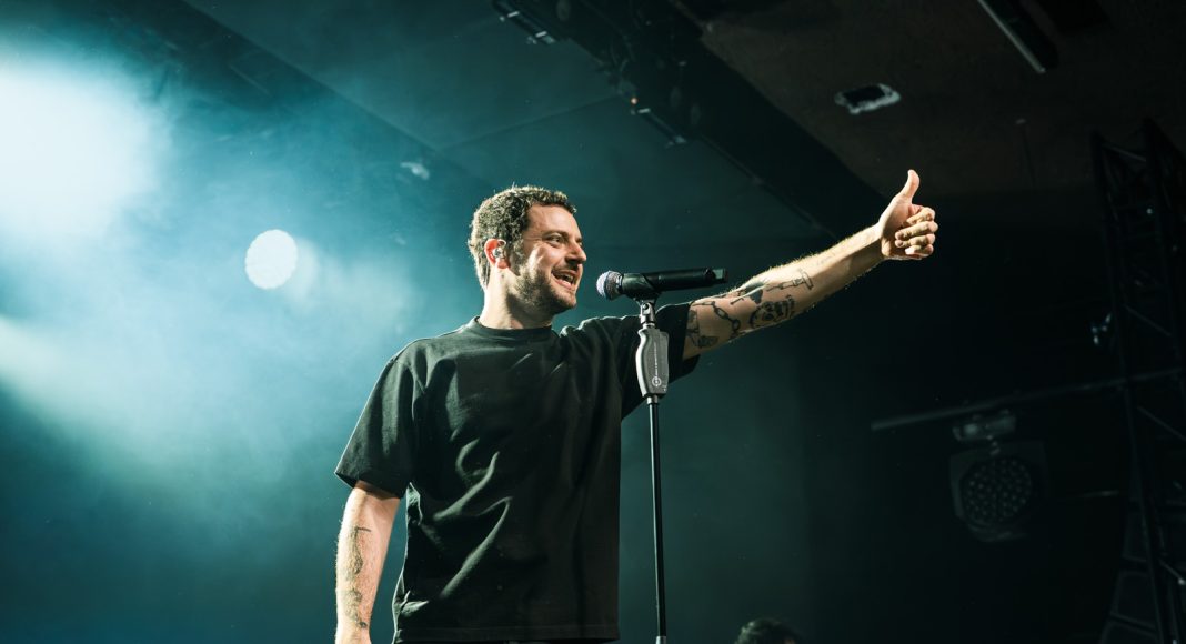 Grandson i energetyczny koncert w Klubie Stodoła [FOTORELACJA]