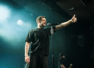 Grandson i energetyczny koncert w Klubie Stodoła [FOTORELACJA]