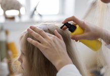 Podstawy pielęgnacji włosów, które musisz znać. Świadoma pielęgnacja wcierki