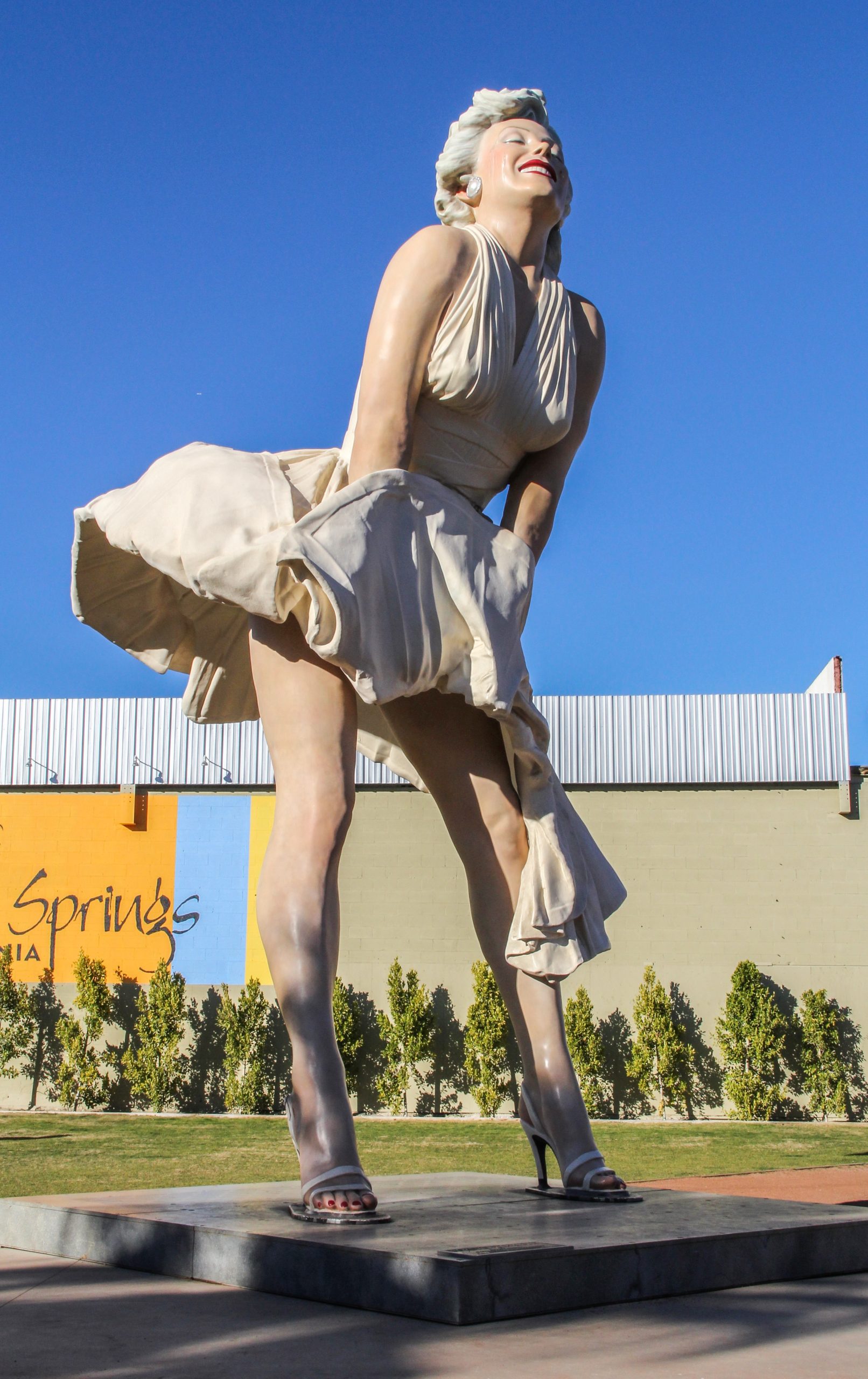 Marilyn Monroe i przyczyny śmierci – co wydarzyło się naprawdę?