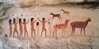 obrazek na ścianie jaskini