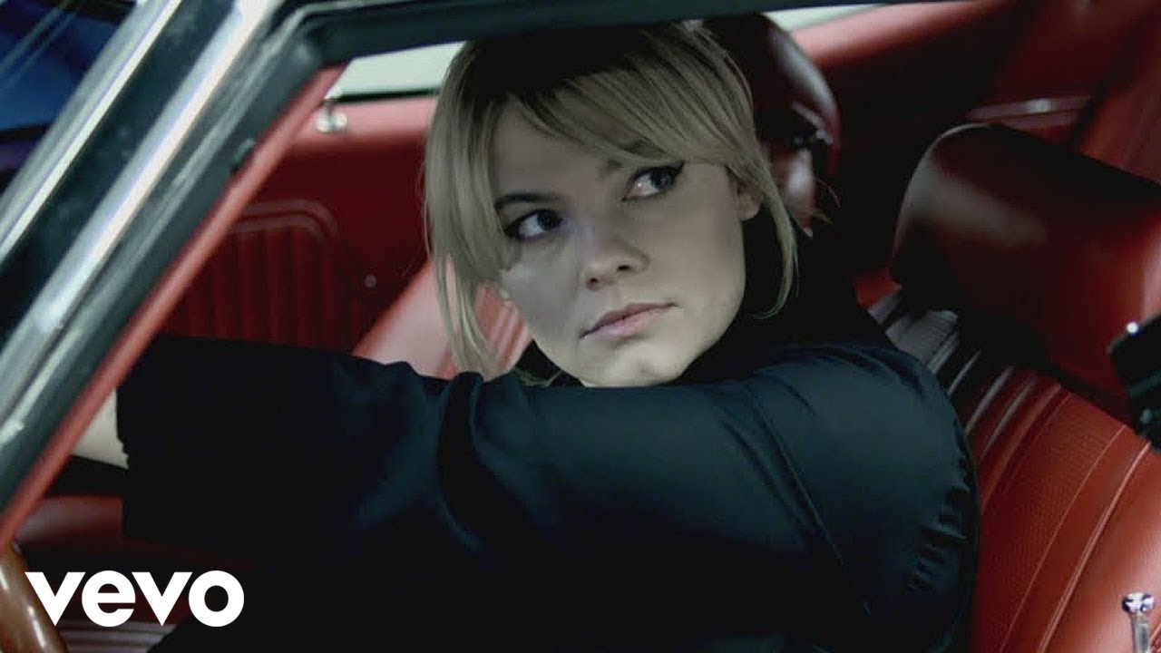 Dekada albumu Dla Naiwnych Marzycieli Ani Dąbrowskiej