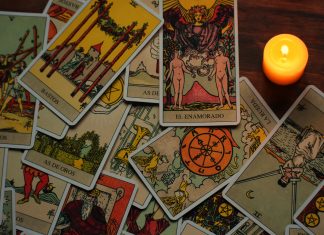 moda na astrologię