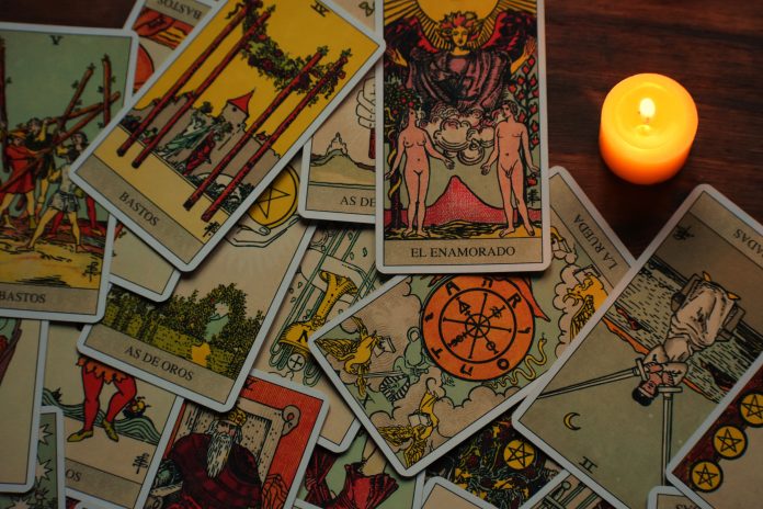 moda na astrologię