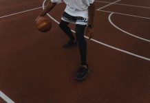 Pot, łzy i wielkie pieniądze. Skąd wziął się potężny fenomen seriali sportowych na platformach VOD? fenomen seriali sportowych