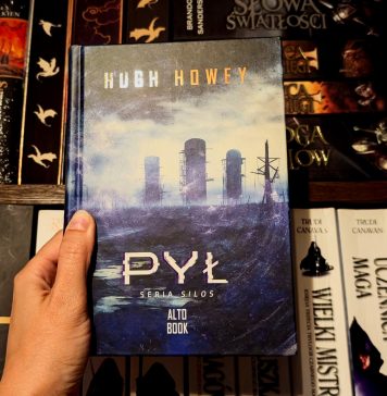 Pył