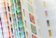 Papier wciąż ma znaczenie – dlaczego kultura nie przeniosła się całkowicie do świata cyfrowego?