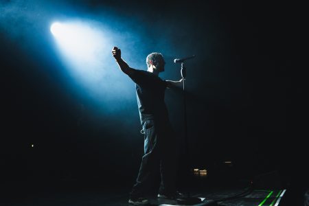 Grandson i energetyczny koncert w Klubie Stodoła [FOTORELACJA]